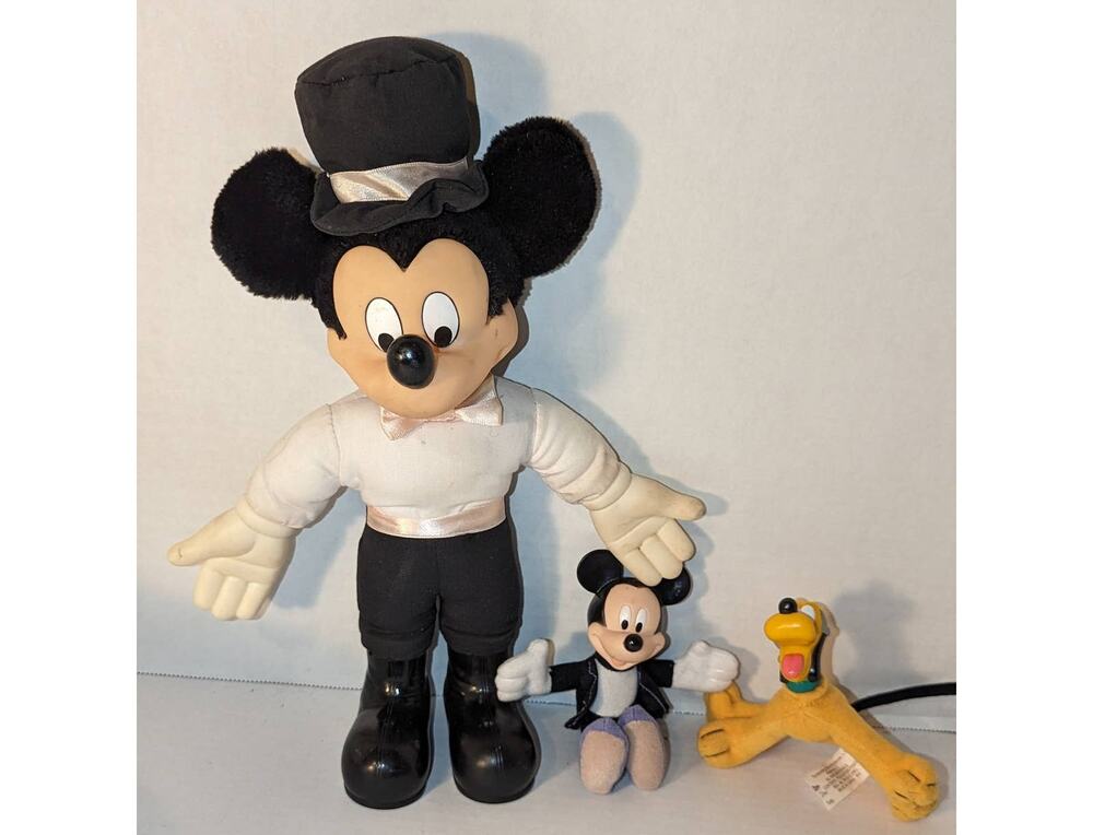 Vintage Lot Collectible Disney Plush Mickey Mouse Pluto Applause